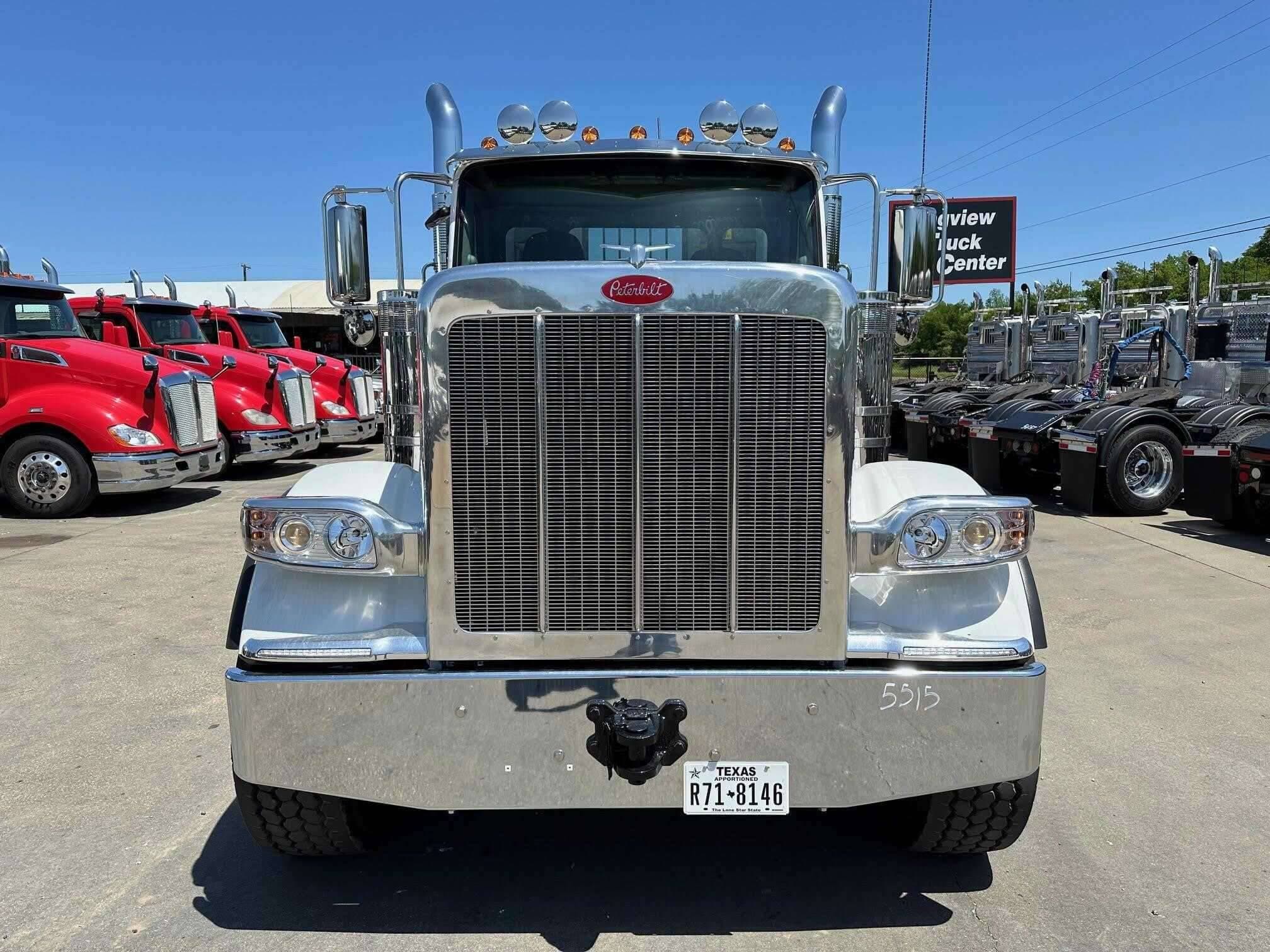 2025 Peterbilt 589 image 6