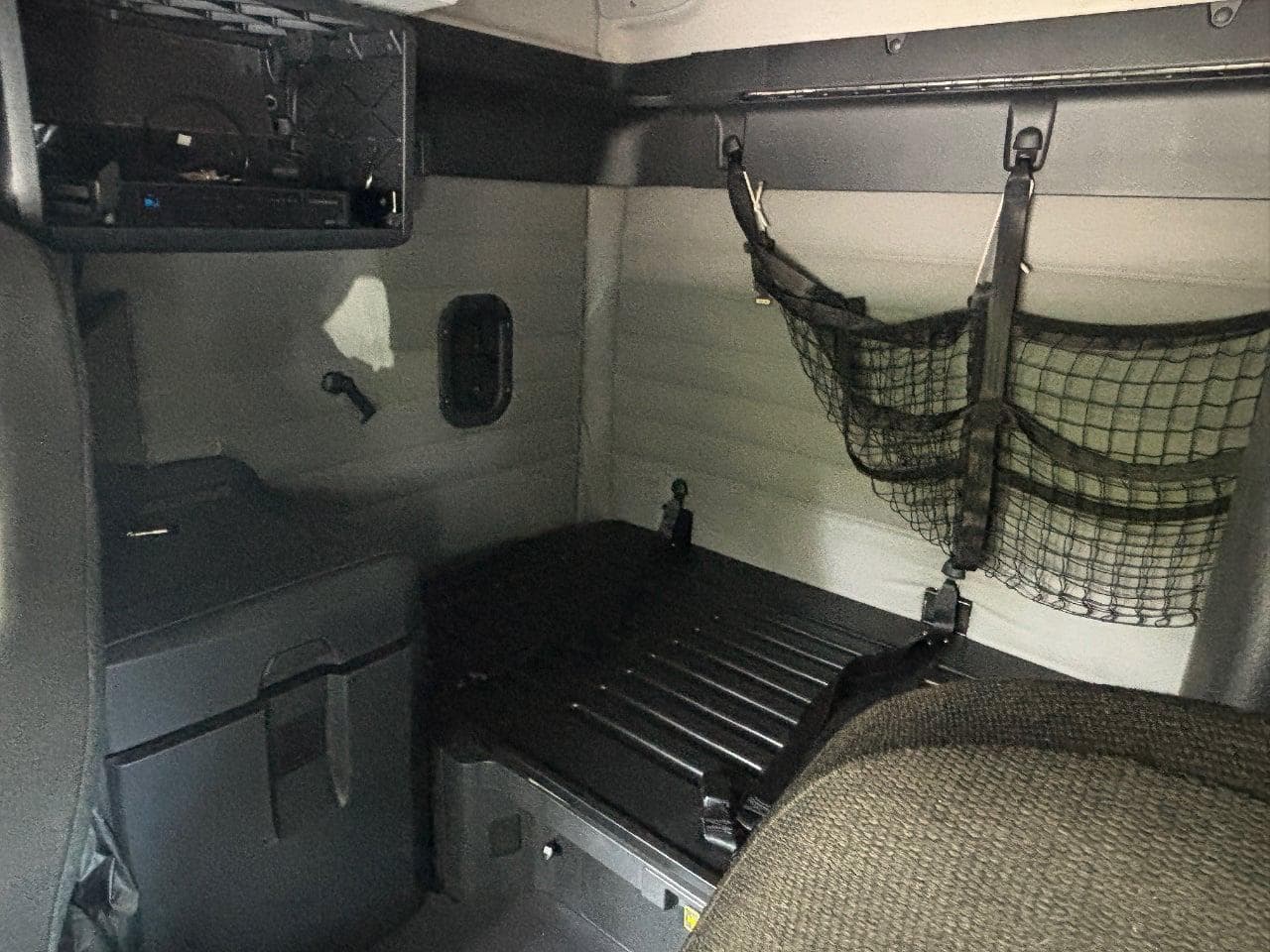 2020 Freightliner Cascadia 126 image 24