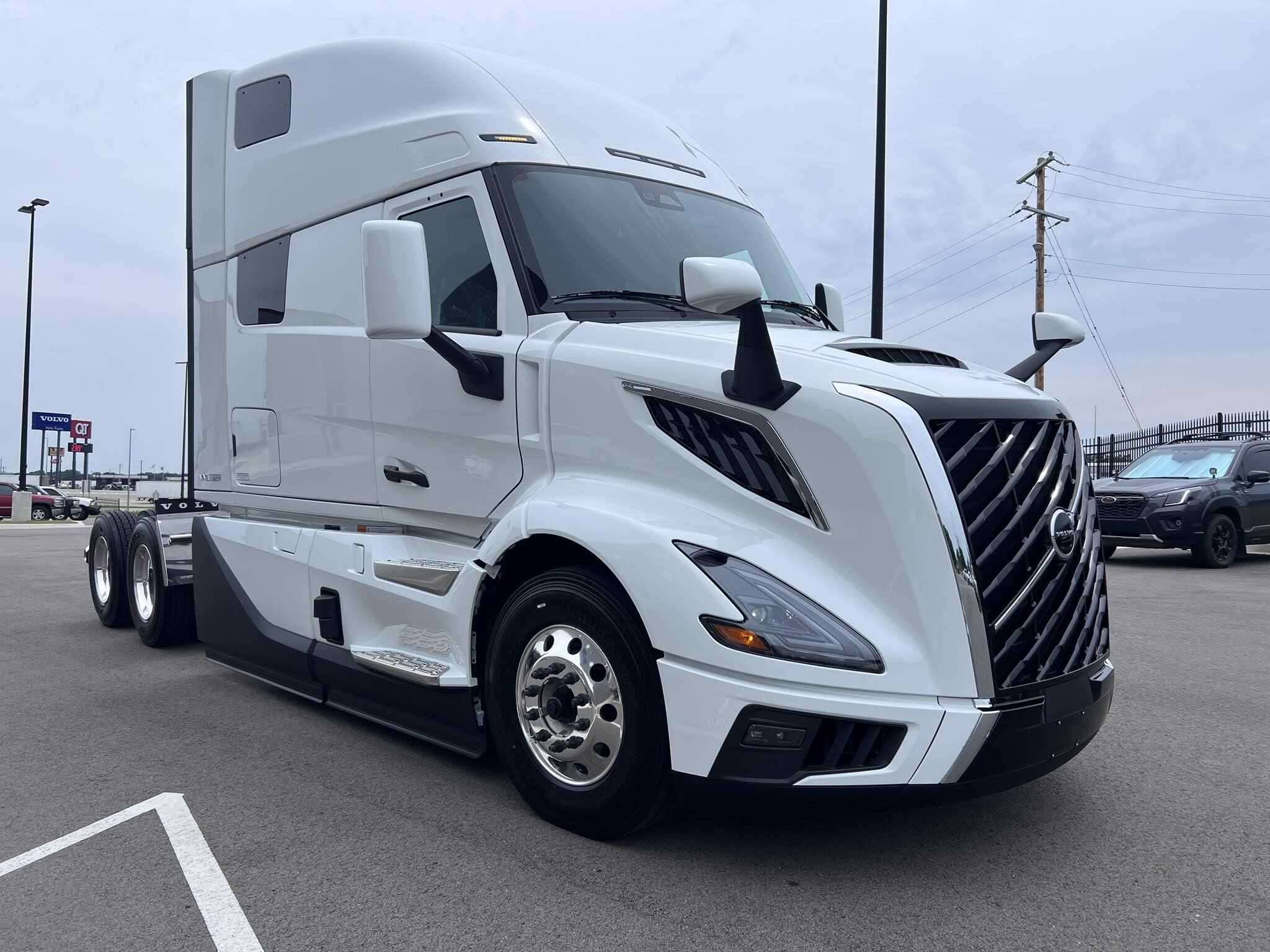 New 2026 VOLVO VNL64T860 Conventional - Sleeper Truck in Tulsa, OK image 4