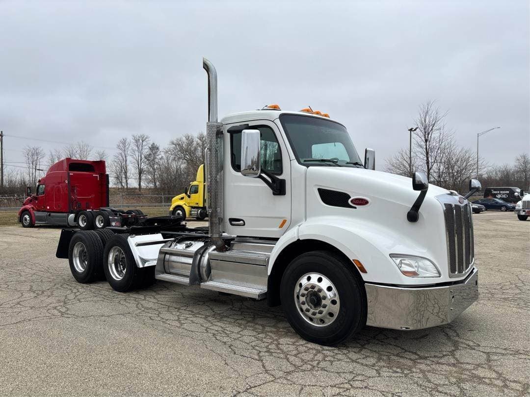 2020 Peterbilt 579 image 6