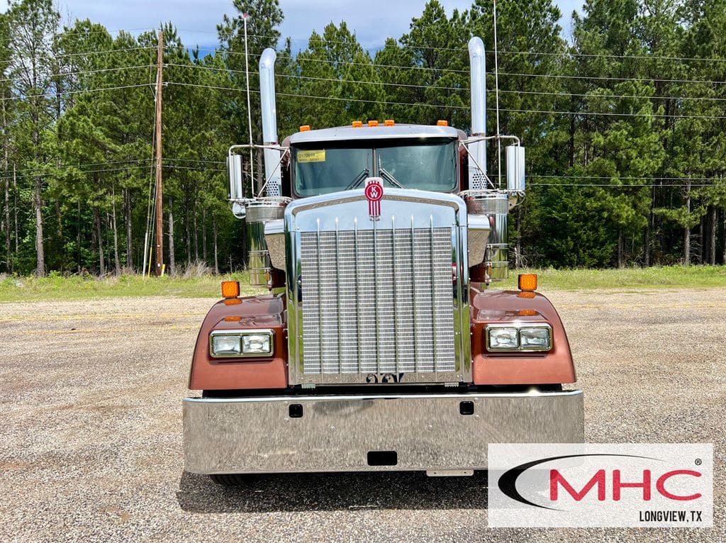 New 2027 KENWORTH W900L image 2