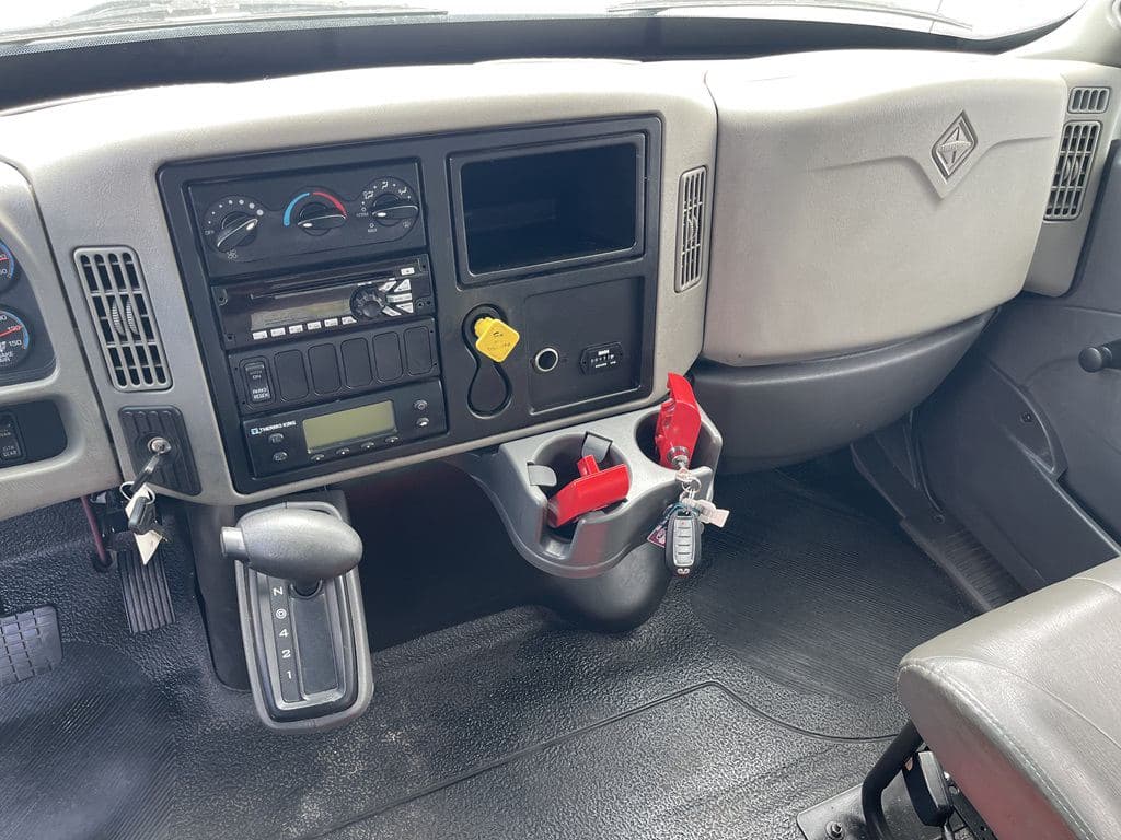 Used 2019 INTERNATIONAL 4300 image 20