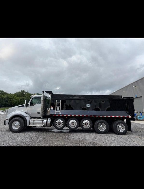 2026 Mac Trailer Mfg 1650 Cft image 1