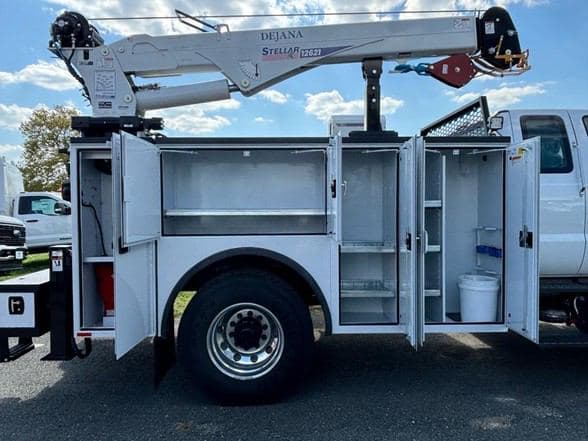 2025 Ford 4143D image 8