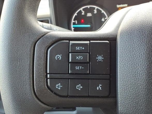 2026 Ford F550 image 18