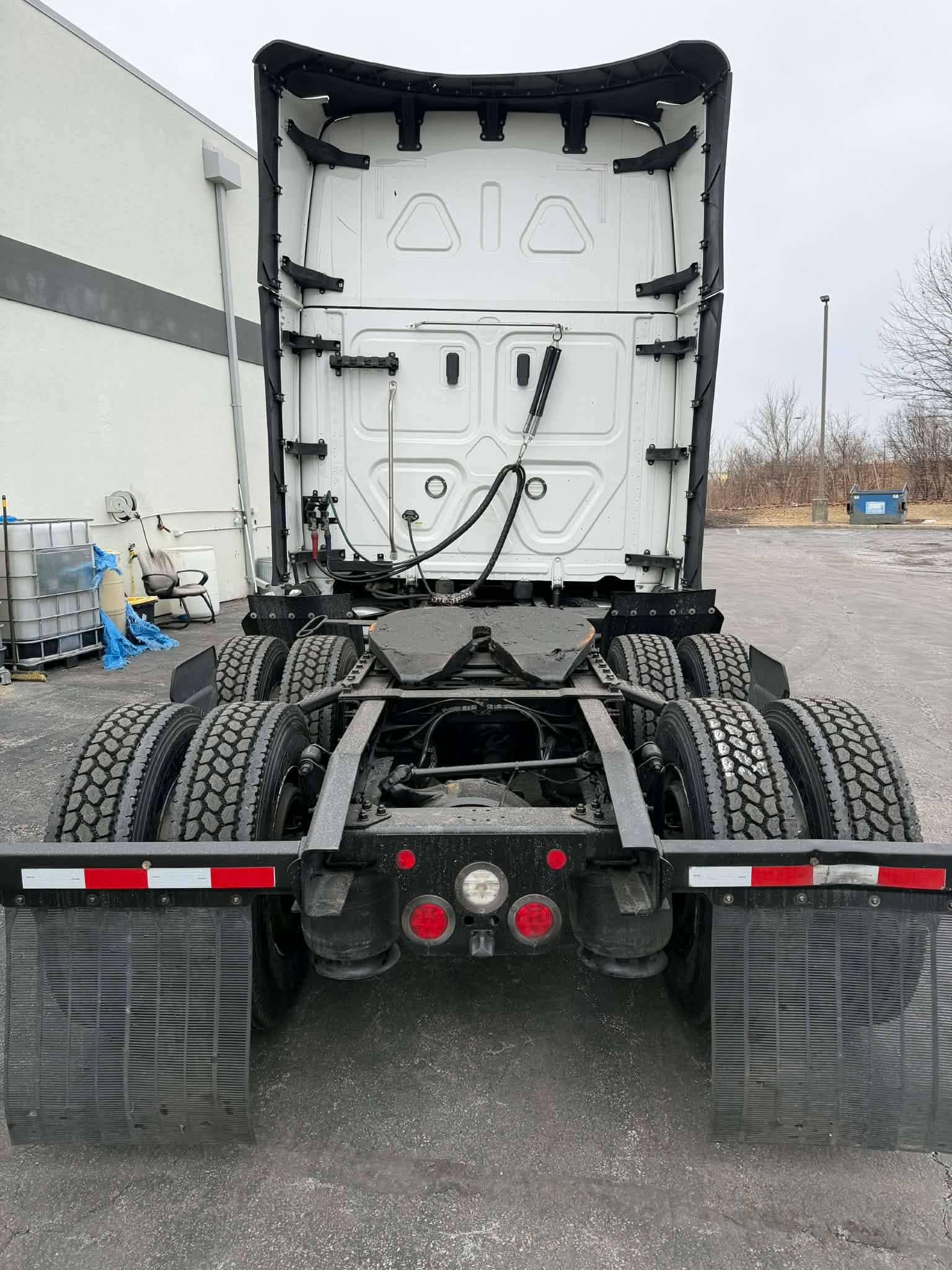 2022 Freightliner Cascadia image 4