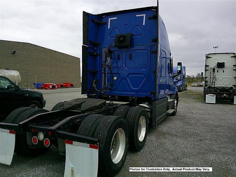 2022 FREIGHTLINER CASCADIA 126 image 3