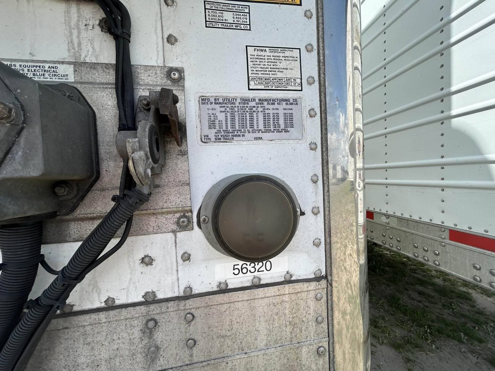 2017 Utility 3000R image 6