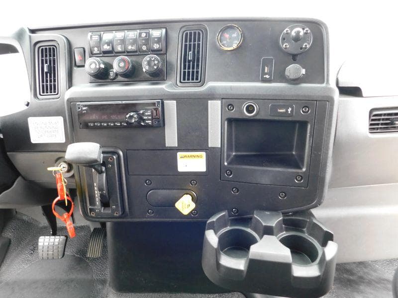 2020 International MV607 image 16