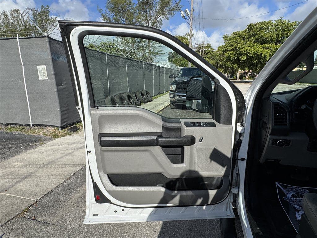 2019 Ford F250sd image 33