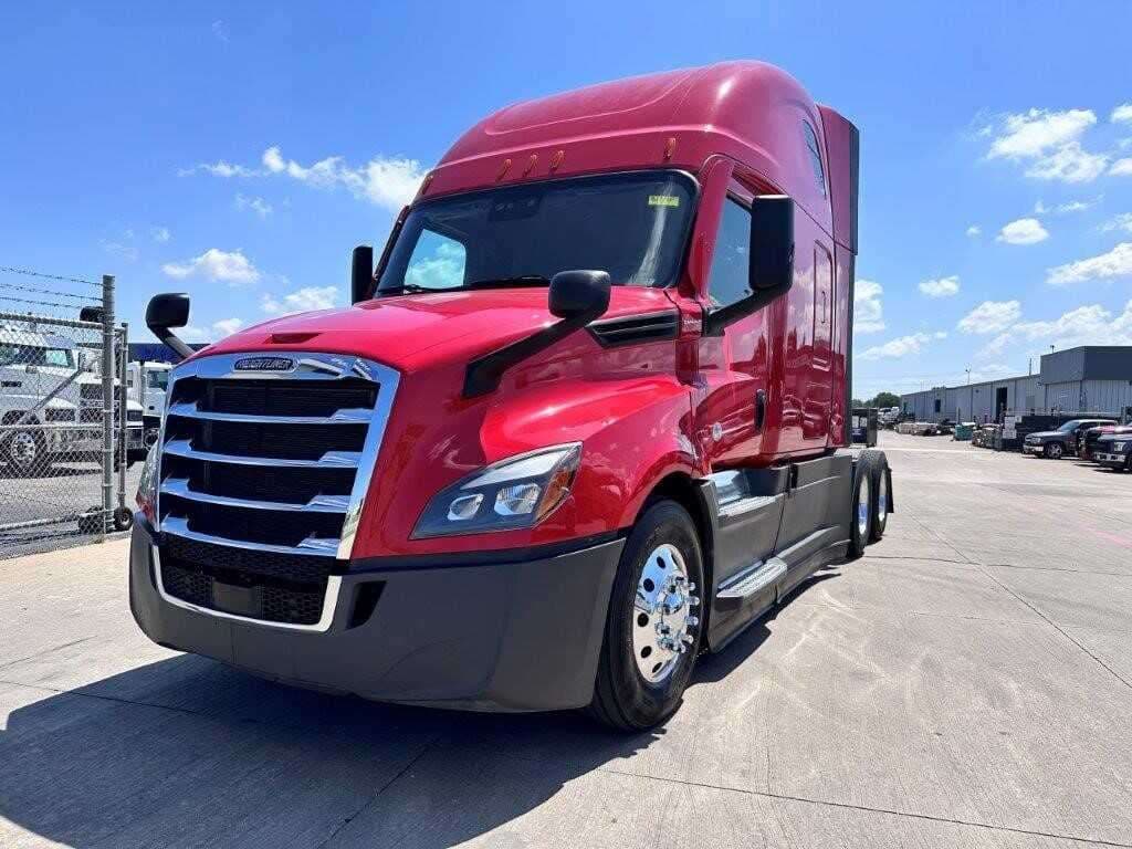 2022 Freightliner Cascadia 126 image 1