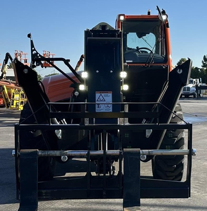 2026 JLG 1075 image 5