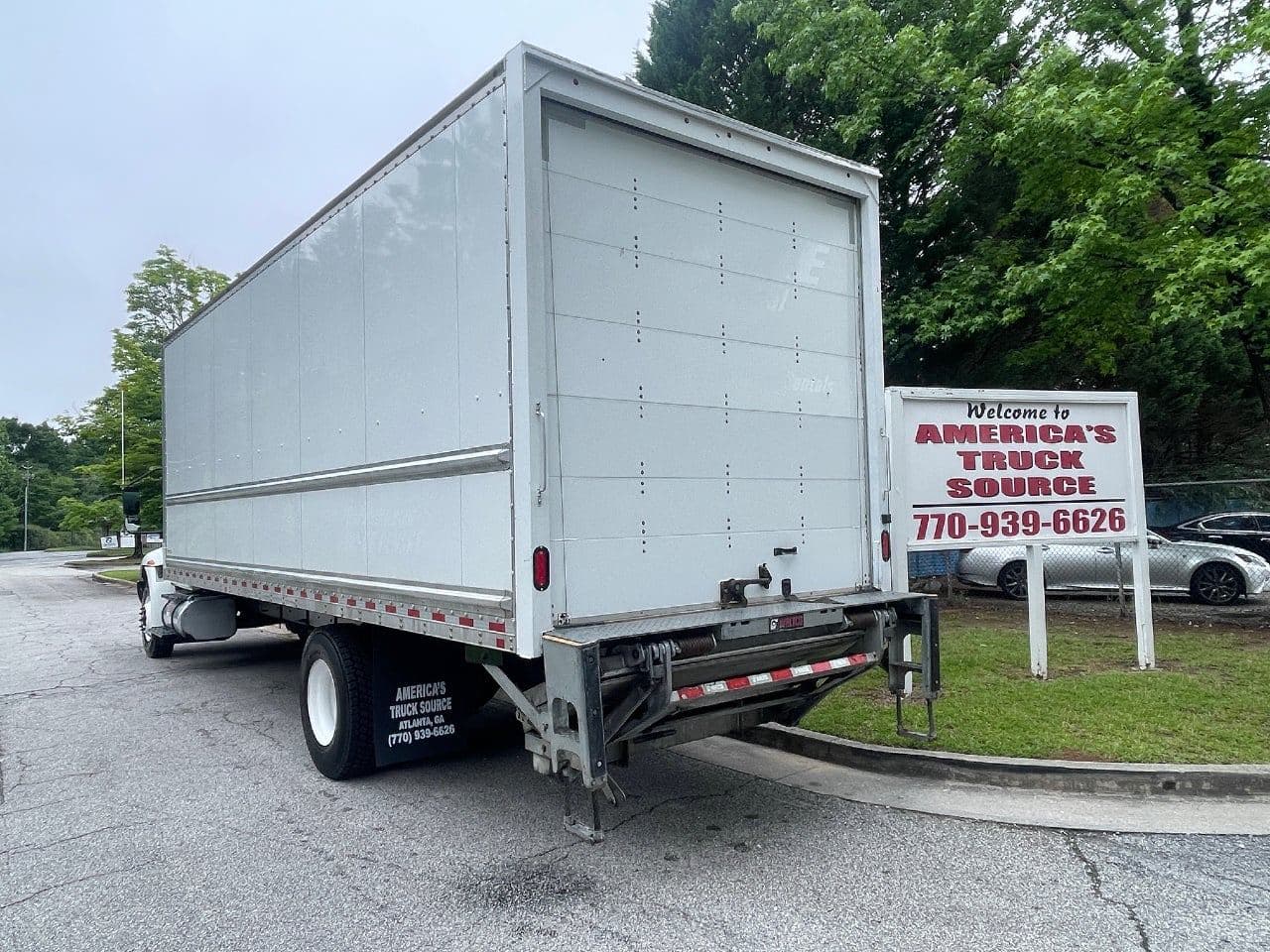 2021 International MV607 image 5