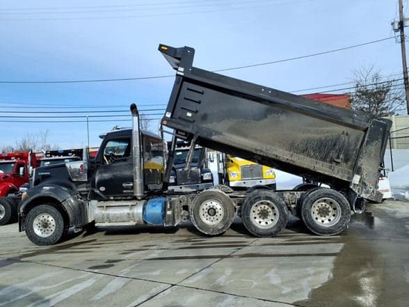 2026 Kenworth W990 image 4