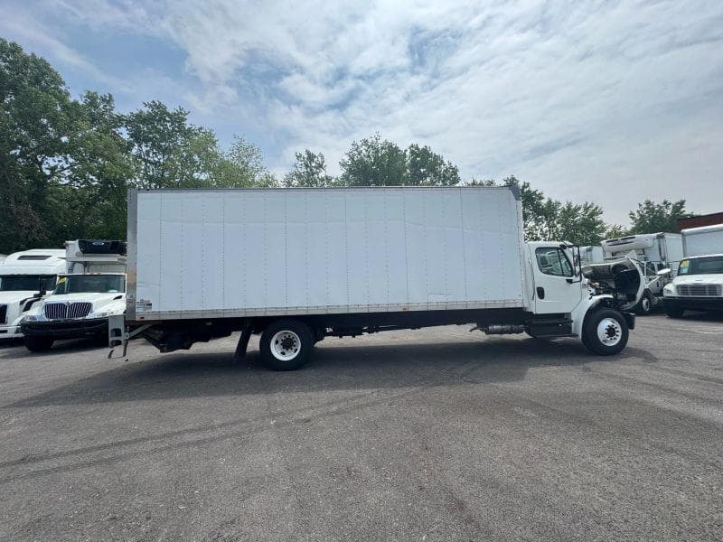 2018 Freightliner Cascadia 125 image 8