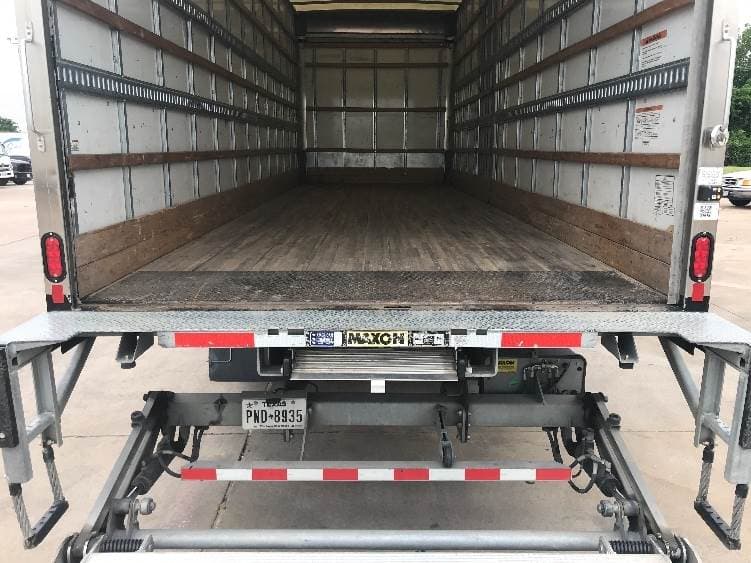 2022 International MV607 Box Truck - 220HP, 6 Speed Automatic, Roll up Door image 10