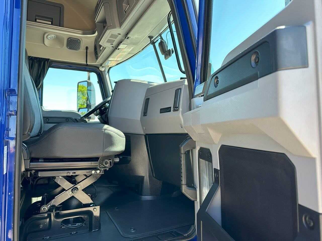 Used 2023 MACK ANTHEM Conventional - Sleeper Truck image 9