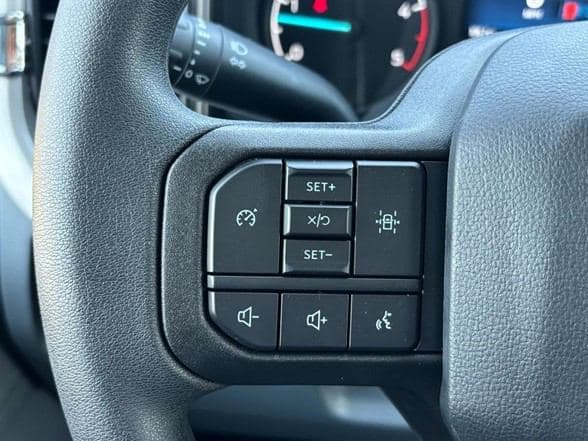 2024 Ford F550 image 18