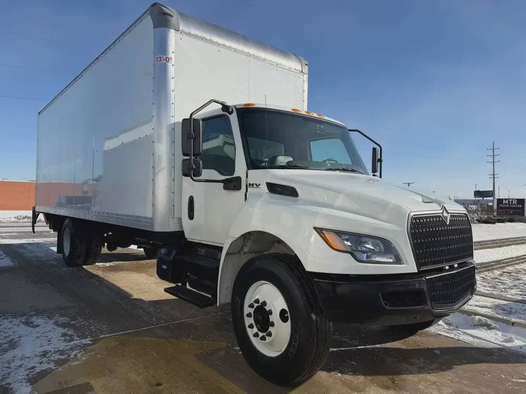 Used 2024 INTERNATIONAL Box Truck - Straight Truck, Moving Van, Expeditor-Hotshot - MV607 For Sale image 2
