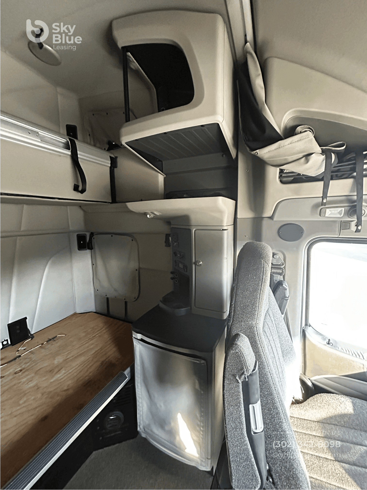 2023 Peterbilt 579 image 12