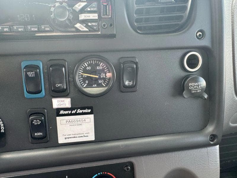 2018 Freightliner Cascadia 125 image 39