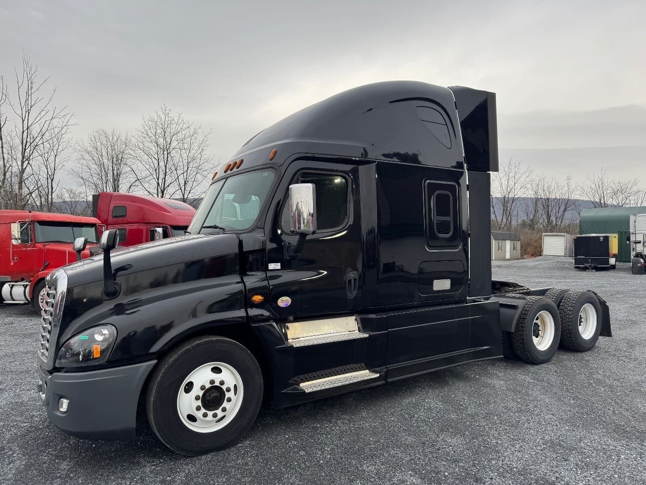Used 2019 FREIGHTLINER Conventional - Sleeper Truck - Cascadia For Sale image 2