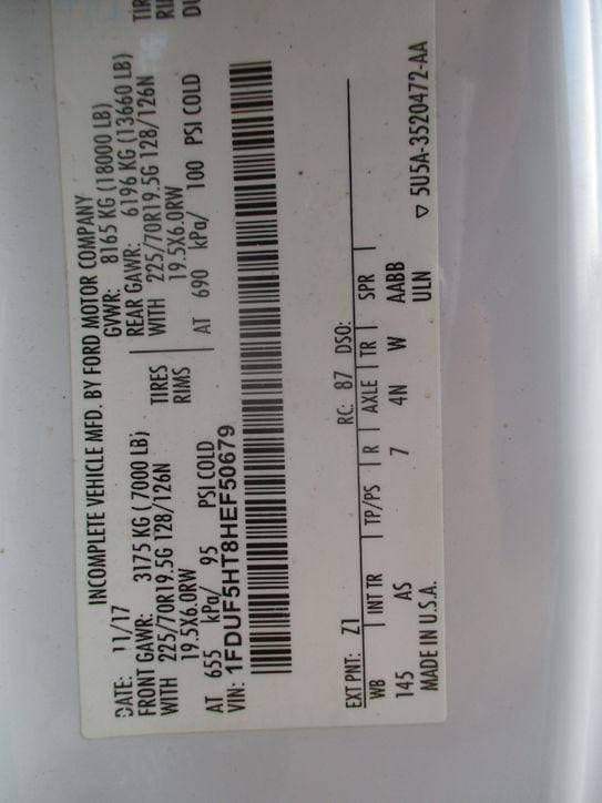 2017 Ford F550 BUCKET TRUCK 4X4 image 18