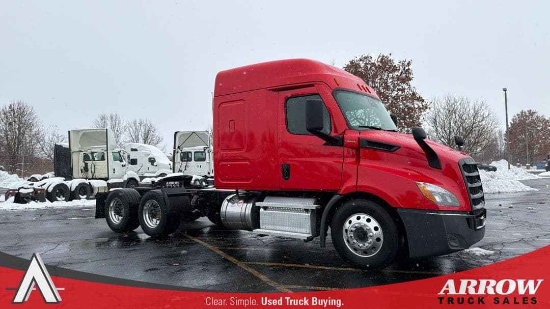 2020 Freightliner Cascadia 116 image 3
