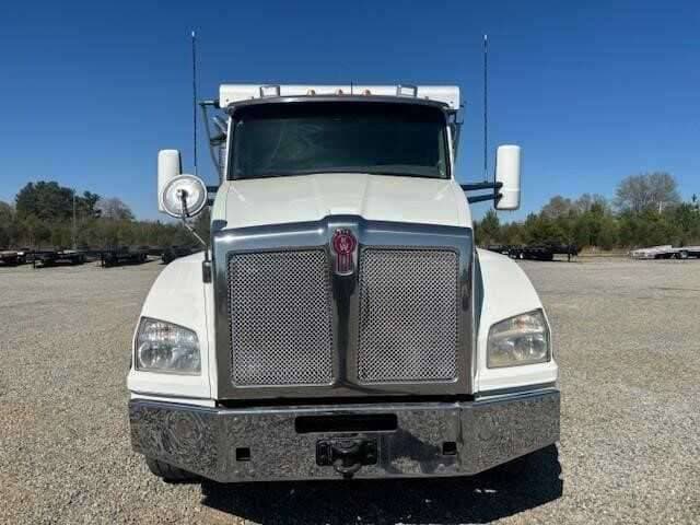 2018 Kenworth T880 image 5