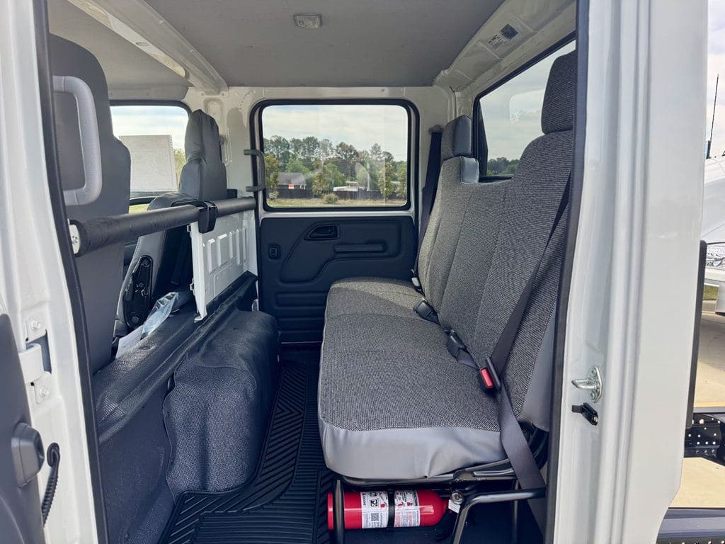 New 2027 ISUZU NPR-HD image 4