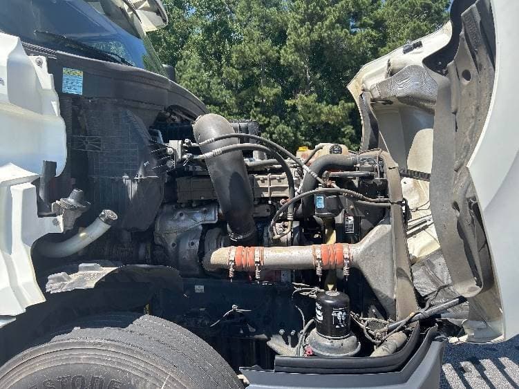 2018 Freightliner Cascadia image 5