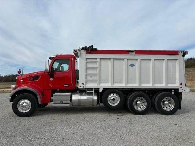 2020 Peterbilt 567 image 5