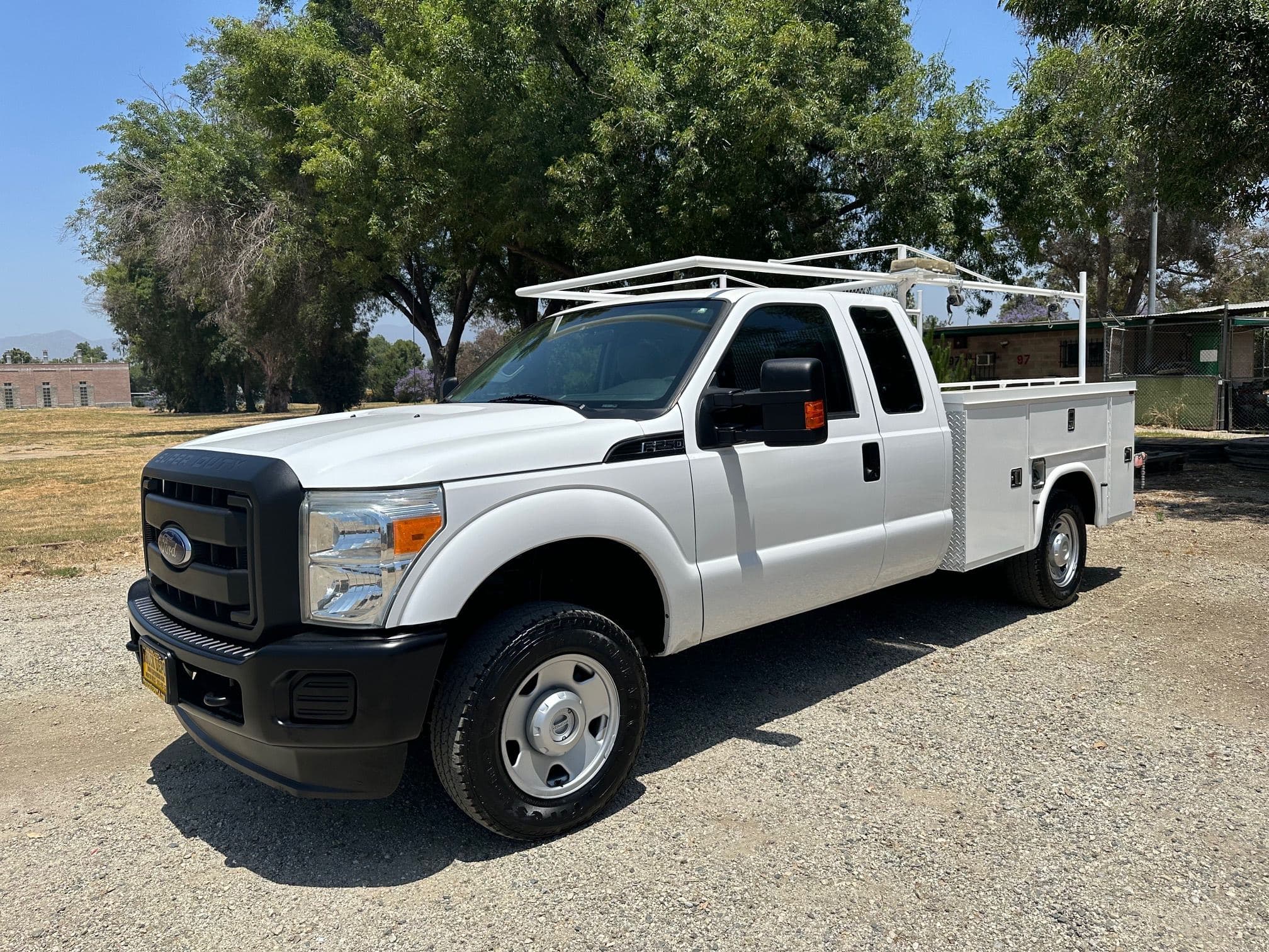 2012 FORD F250 SD Extra Cab Service Truck 13353 image 1