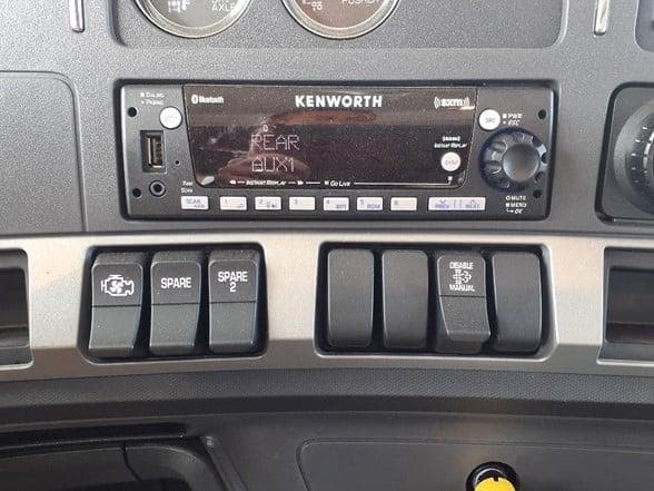 2025 Kenworth T880 image 23