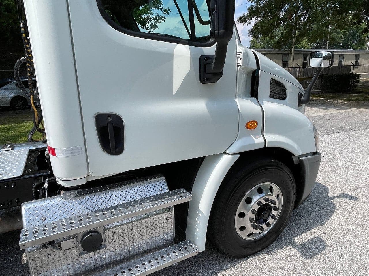 2019 Freightliner Cascadia 113 image 12