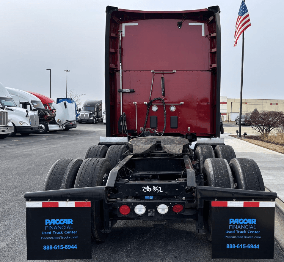 2023 Kenworth T680 image 4