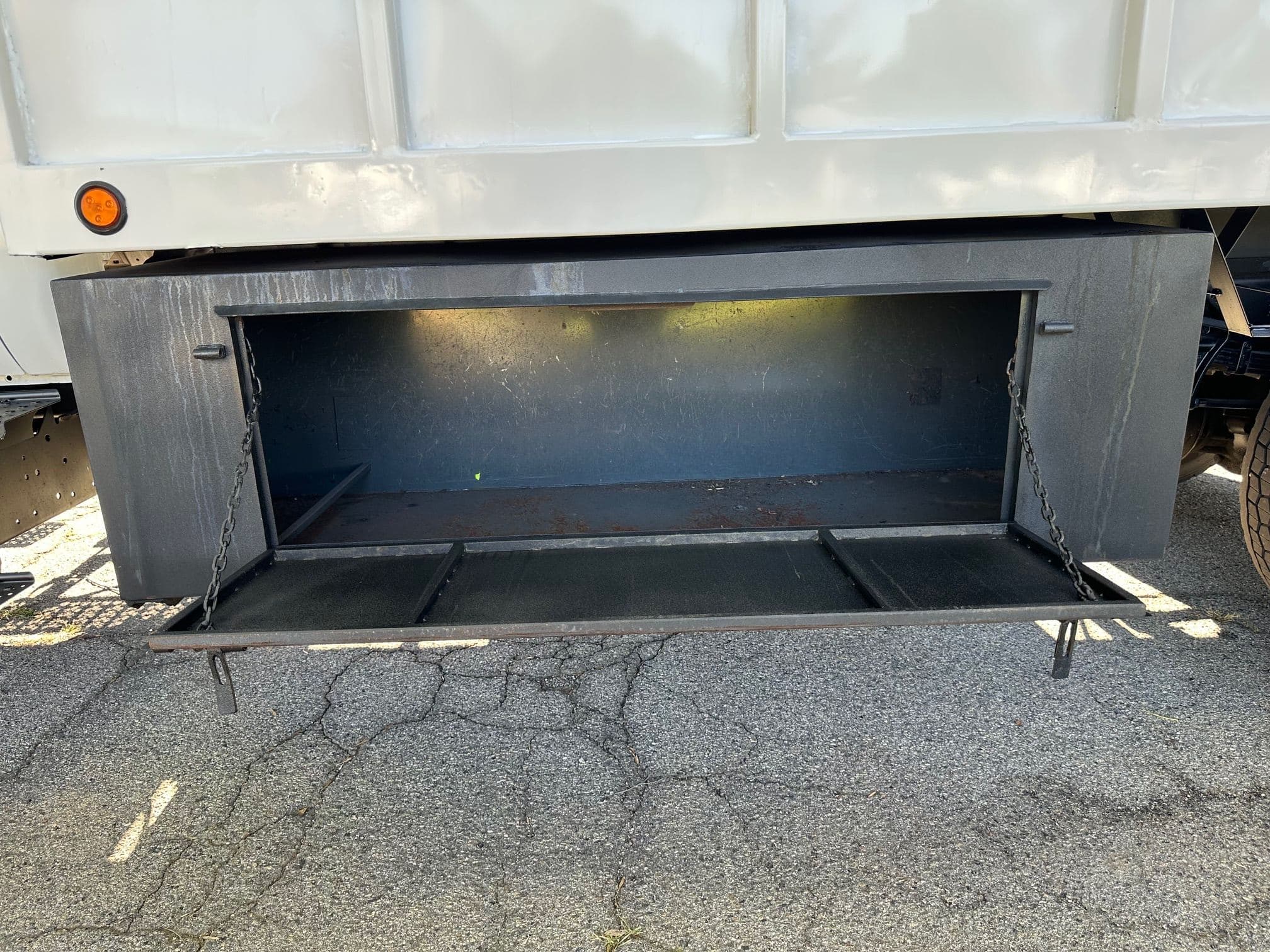 2015 FORD F650 SD Crew Cab Chipper Dump 13409 image 21