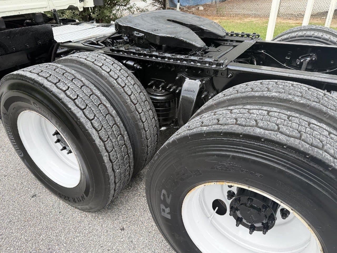 2018 Freightliner Cascadia 125 image 11