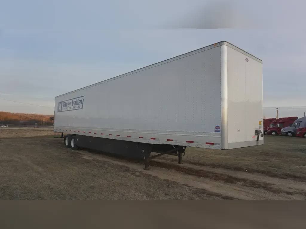 2023 Utility 4000D-X image 5