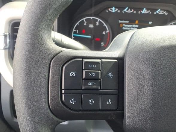 2025 Ford F550 image 14