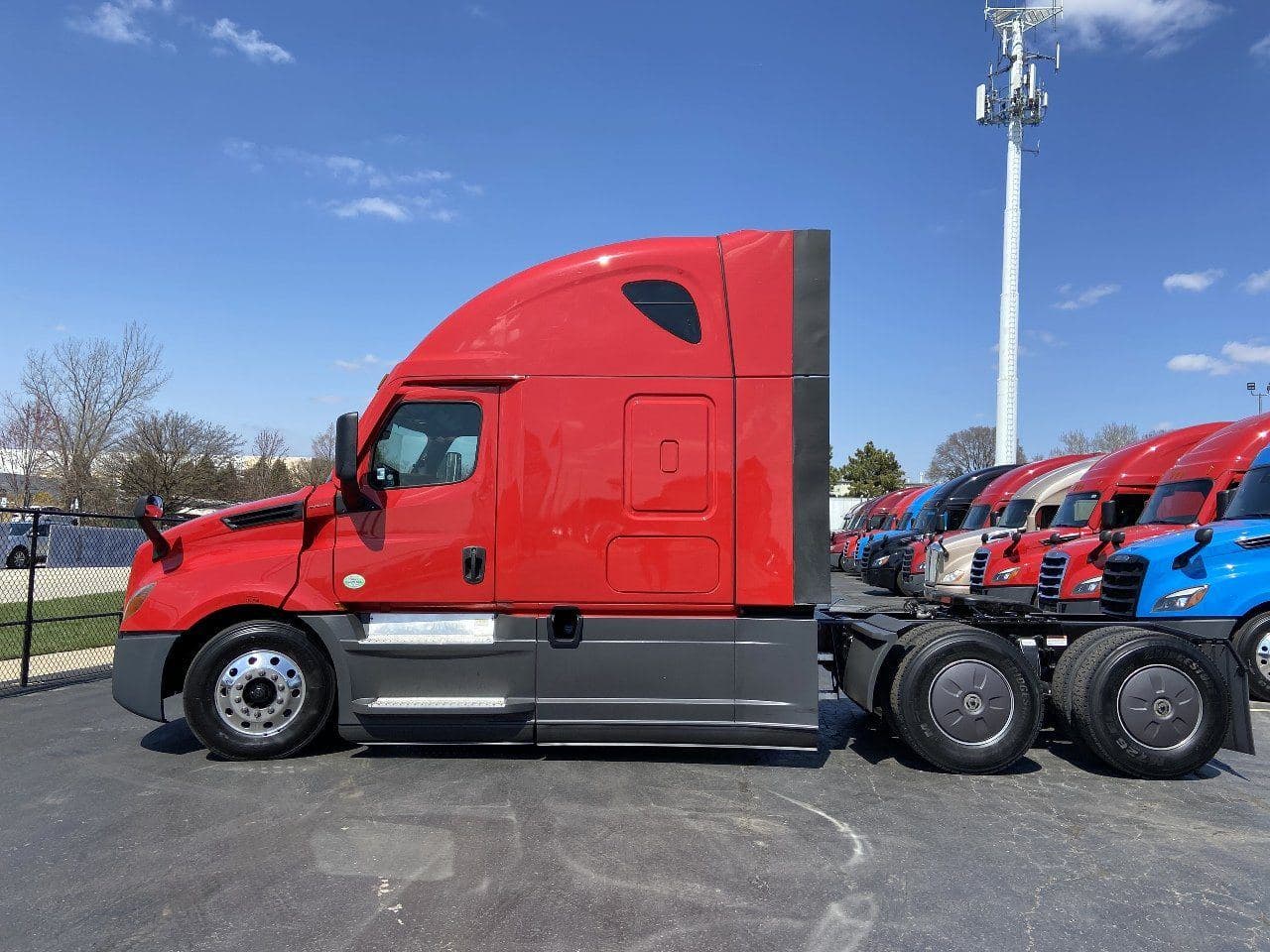 2022 FREIGHTLINER Cascadia CA126 ** Tandem Axle Sleeper image 7