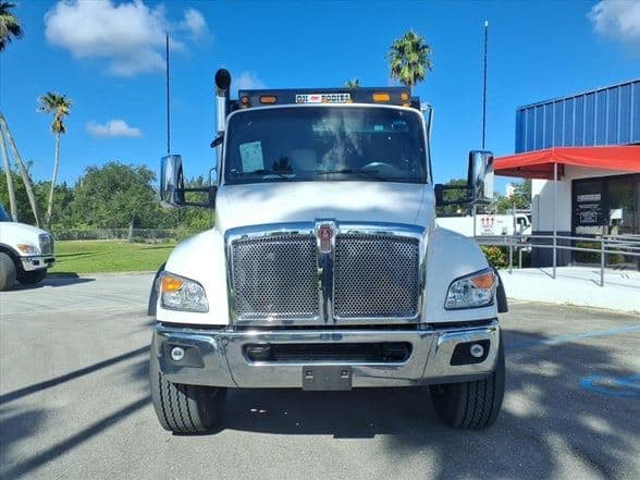 2025 Kenworth D5 image 2