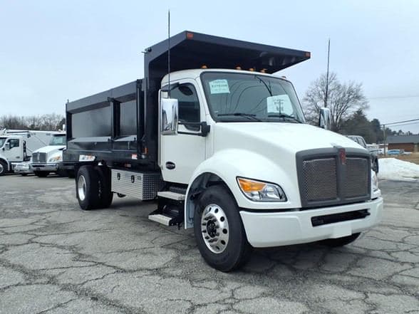 2026 Kenworth T280 image 1