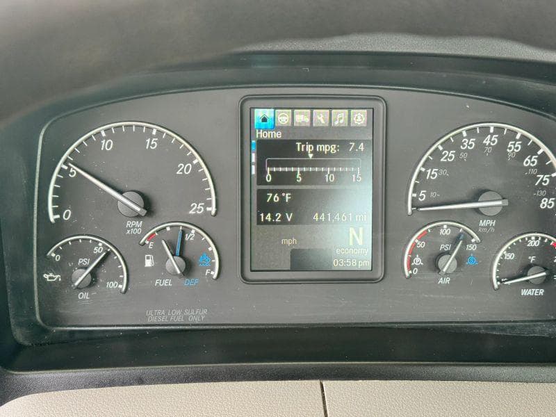 2020 Freightliner Cascadia image 16