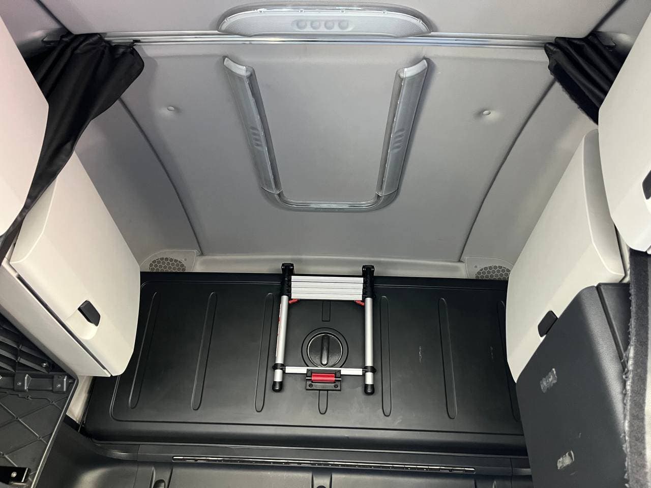 2022 Freightliner Cascadia image 17