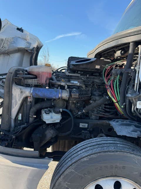 2021 Freightliner Cascadia image 8