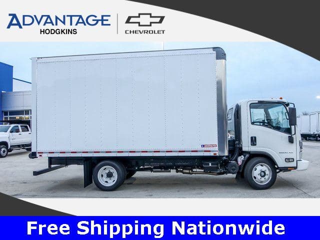 2025 Chevrolet 5500 XG LCF Gas Work Truck 16'x102"x97" Box image 2