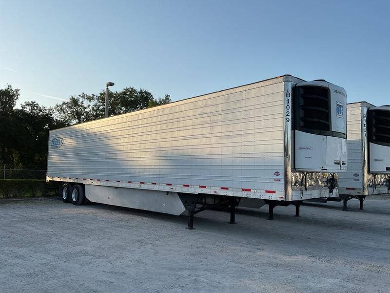 2016 Utility 3000R image 1