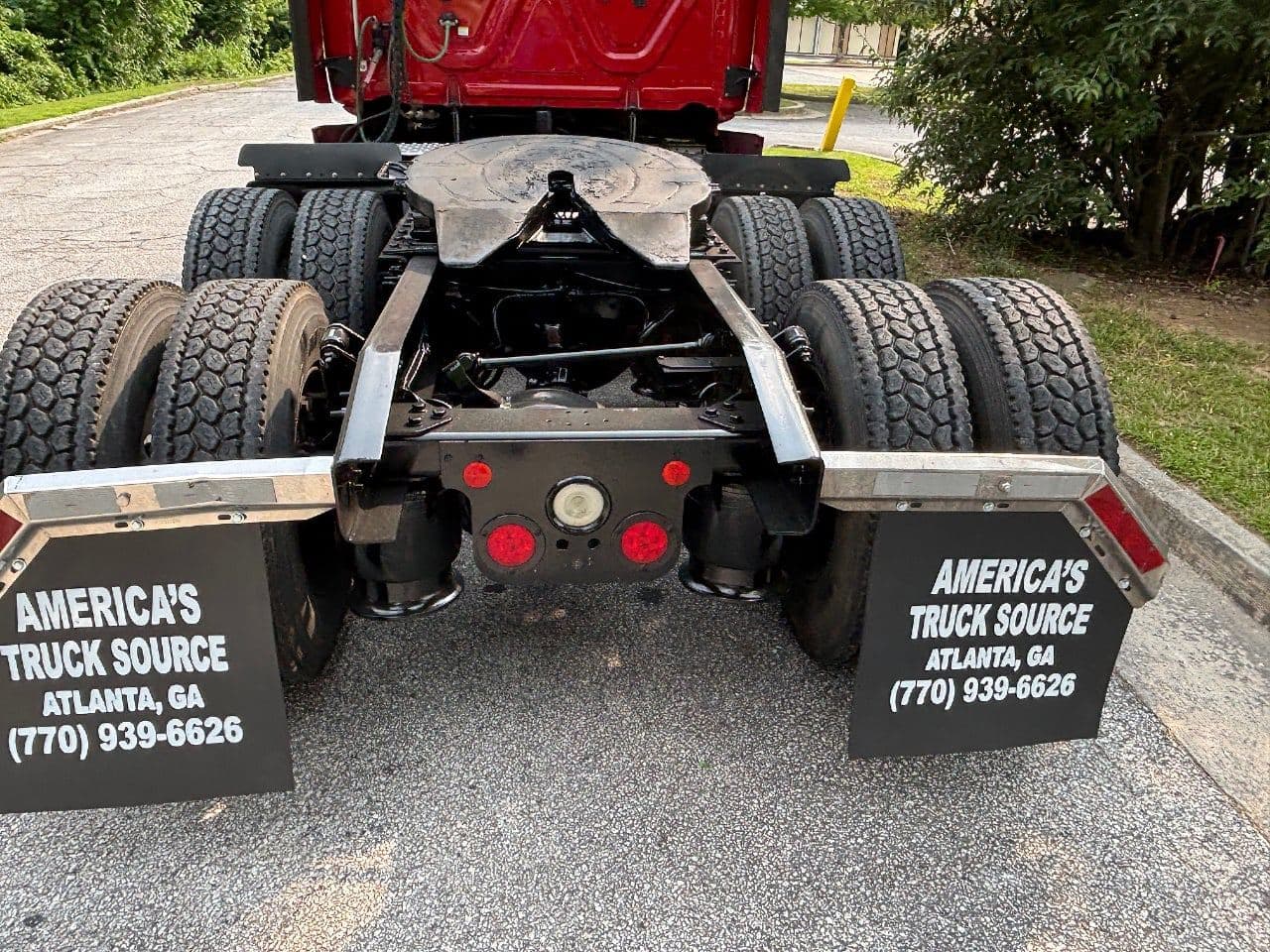 2020 Freightliner Cascadia 125 image 10