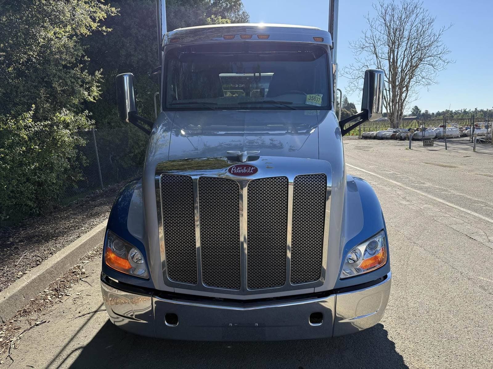 2019 Peterbilt 579 image 10